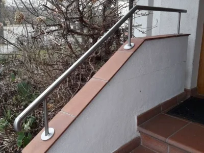 Schlosserei_Schmidt_Referenzen_Handlaeufe_Image_11-08795cea-1920w