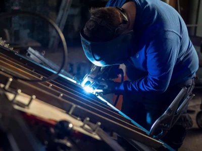 metallbau-schlosserei_3-4da2b1d3-1920w